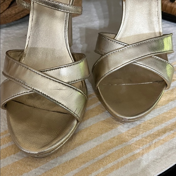 Lillygold03 Lilly Pulitzer Bella gold ankle strap leather heel sandals sz 6.5 - Picture 3 of 7